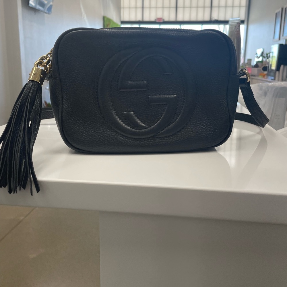 Authentic Gucci Soho cross body bag